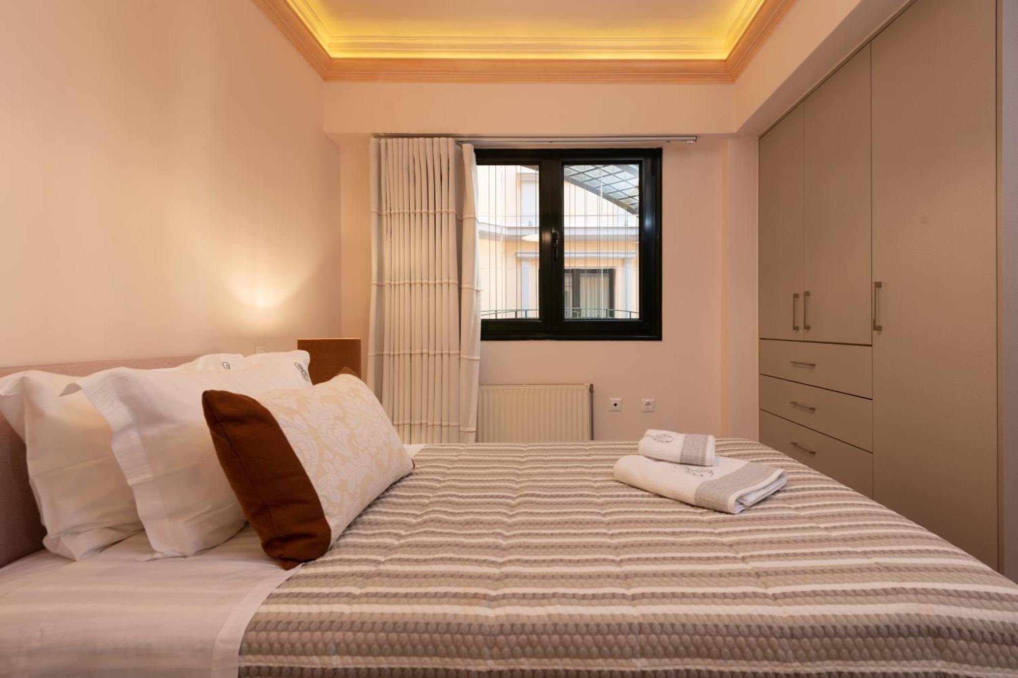 Exanimo Luxury Apartments Zakintos Oda fotoğraf
